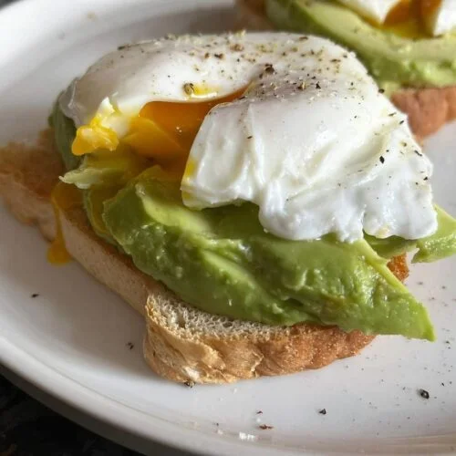 easy poached eggs with avocado on toast