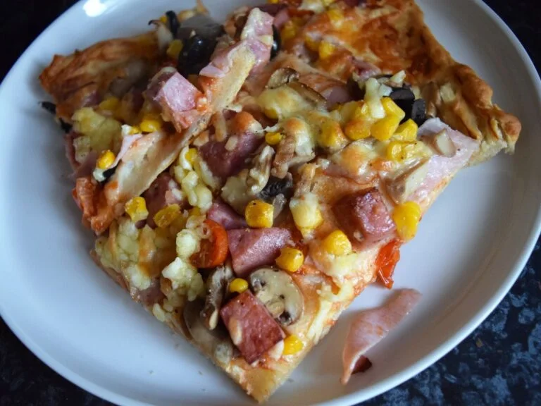 homemade pizza 4